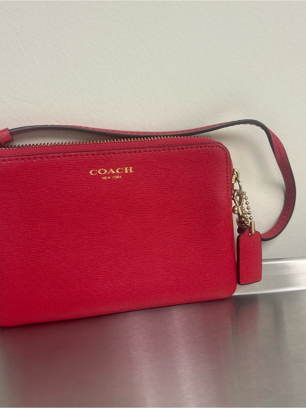 #44 Coach Corner Zip Red Leather Wristlet with Gold Hardware NWOT